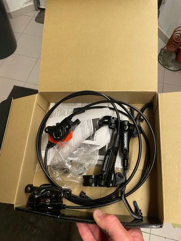 Used Shimano BL-MT501 Brake Levers Brakes