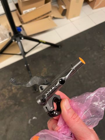 Brugt Shimano XTR Brake Levers bike — billede 1 af 6