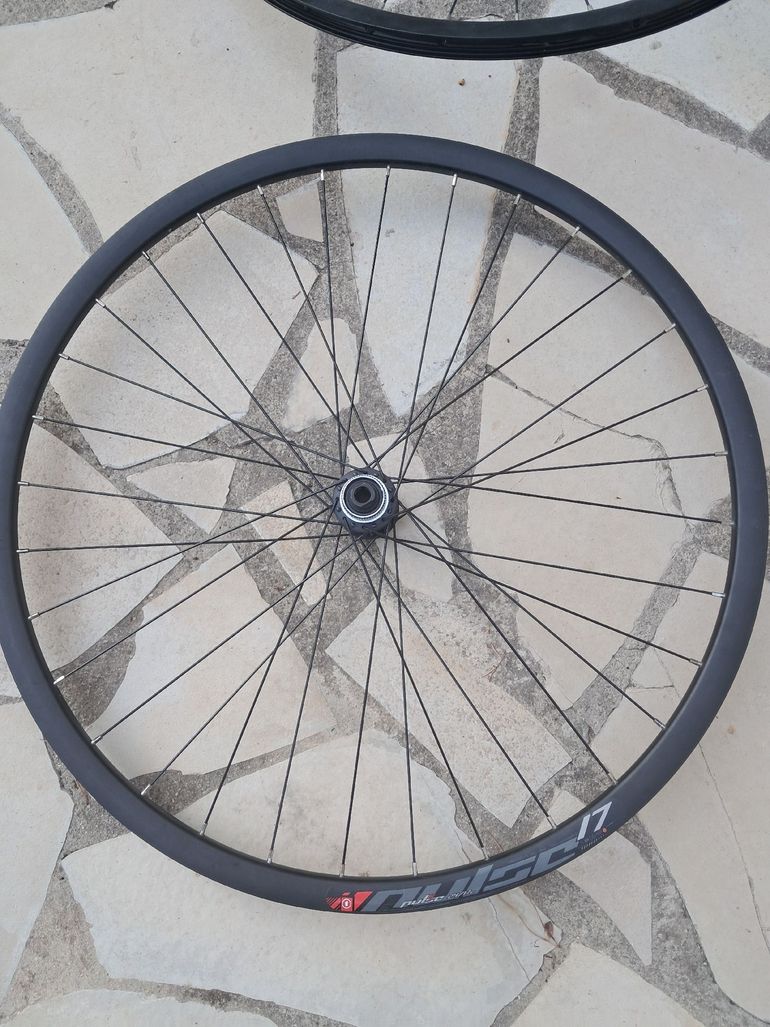 Tweedehands pulse 17 Rim 2023 bike — afbeelding 2 van 3