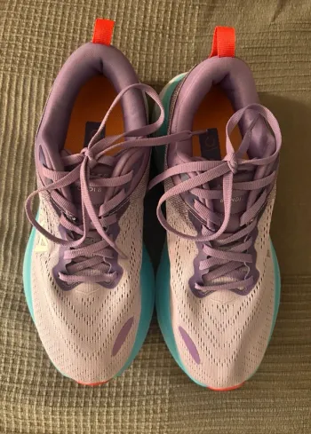 Tweedehands Hoka Bondi 8 bike — afbeelding 2 van 6