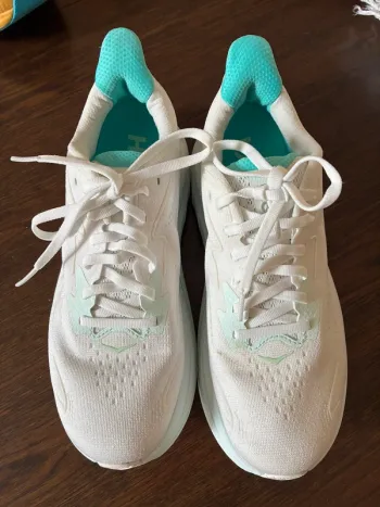 Używany Hoka Clifton 10 bike — zdjęcie 2 z 11