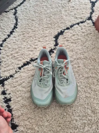 Used Saucony Peregrine bike — image 2 of 7