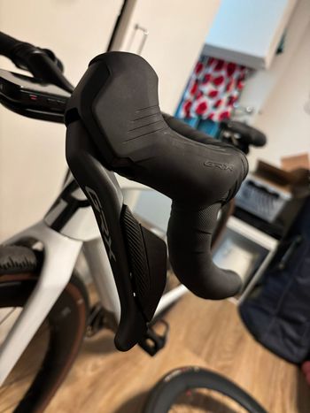 Shimano GRX ST-RX825 Brake/Shift Levers 2026 Drivetrain & Pedals usato
