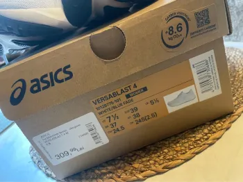 Käytetty Asics Versablast Ampli Foam bike — kuva 9 / 9