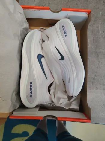 Brugt Rose Vomero Plus Running Shoes