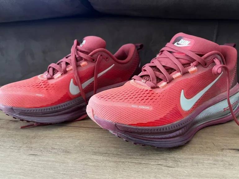 Tweedehands Nike Vomero 18 bike — afbeelding 4 van 9