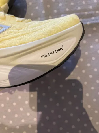 Used New Balance Fresh Foam bike — image 9 of 11
