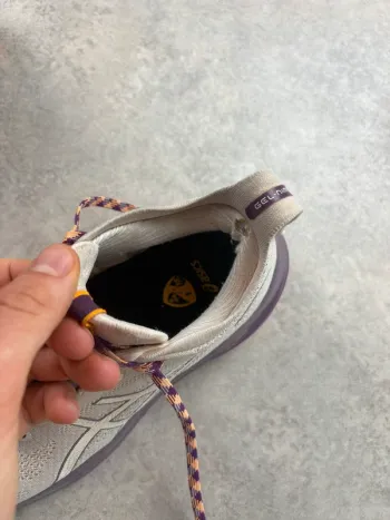Käytetty Asics Gel bike — kuva 12 / 14