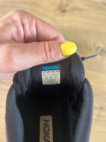 Used Hoka grise bike — image 6 of 6