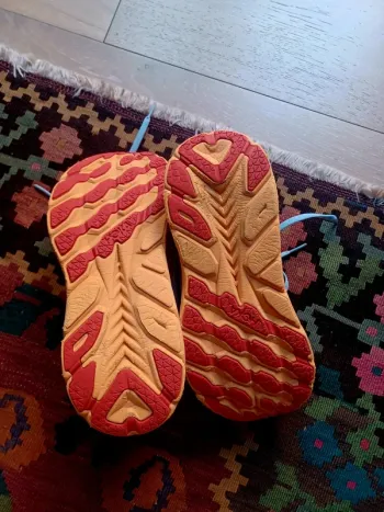 Used Hoka Clifton 8 bike — image 9 of 9