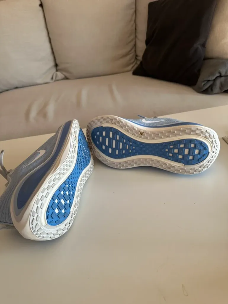 Tweedehands Nike Vomero Plus bike — afbeelding 6 van 7