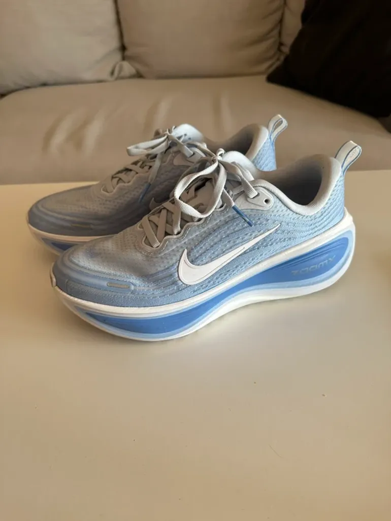 Tweedehands Nike Vomero Plus bike — afbeelding 2 van 7