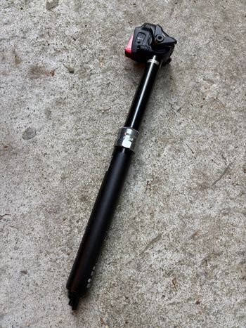 Used RockShox Reverb AXS Dropper Post Saddles & Seatposts