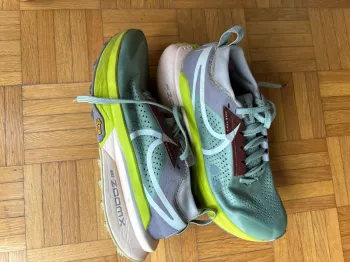 Tweedehands Nike Zegama ZoomX bike — afbeelding 3 van 12