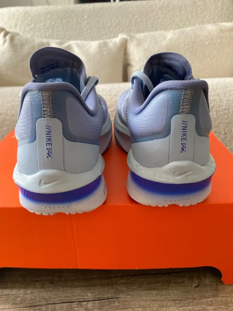 Used Nike Zoom Fly 6 bike — image 4 of 7