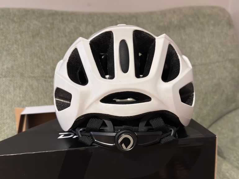 DPV Rennradhelm 2026 bike d'occasion — image 3 sur 8