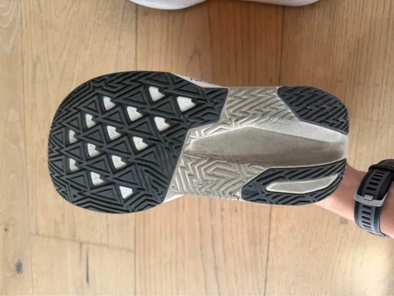 Used New Balance Rebel V5 bike — image 6 of 8