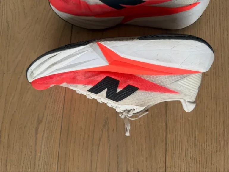 Used New Balance Rebel V5 bike — image 5 of 8