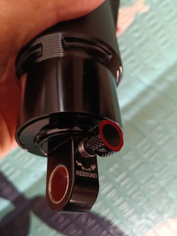 Brugt RockShox Vivid 2025 bike — billede 3 af 5