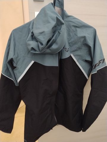 Used Dynafit Alpine GTX Jacket 2026 bike — image 1 of 2