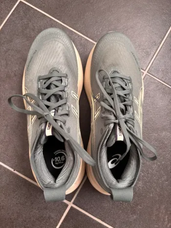 Käytetty Asics Nimbus 27 bike — kuva 3 / 8
