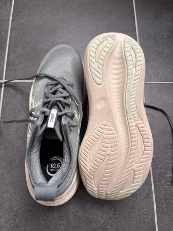 Käytetty Asics Nimbus 27 bike — kuva 4 / 8