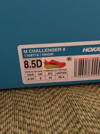 Used Hoka Challenger 8 bike — image 2 of 4