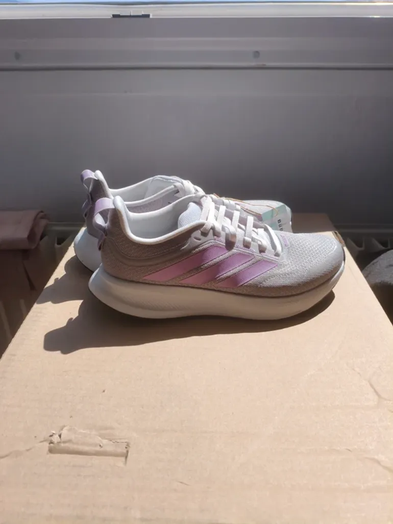 Brugt Adidas Basket de sport running bike — billede 2 af 9
