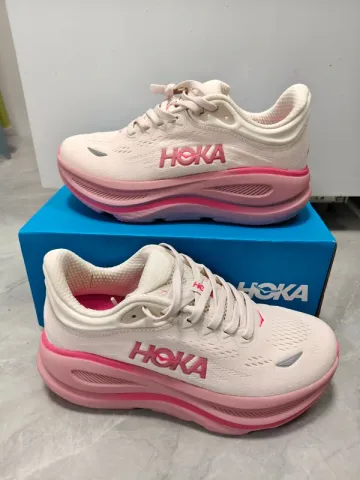 Käytetty Hoka Bondi 9 Running Shoes