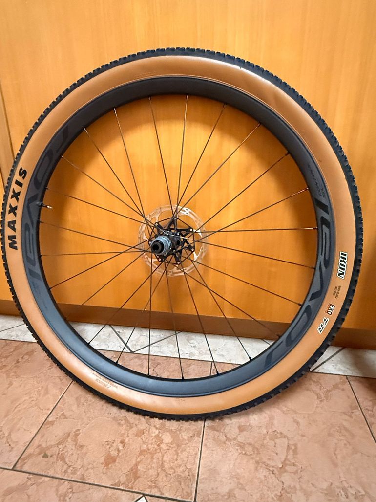 Roval Control SL bike d'occasion — image 3 sur 5