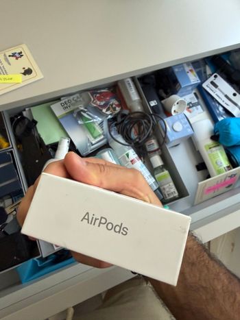 Brugt apple AirPods 4 2026 Electronics