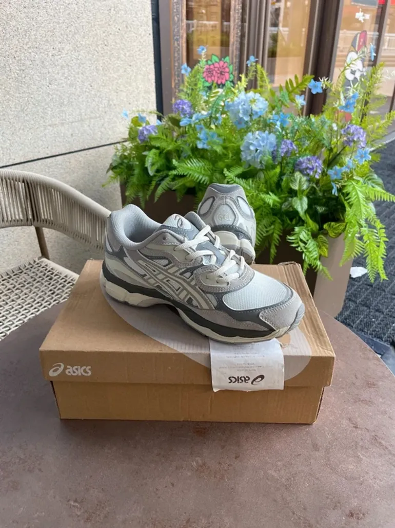 Used Asics Laufschuhe bike — image 3 of 7