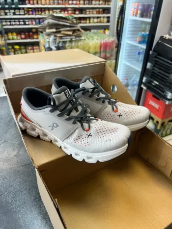 Tweedehands On Running On Laufschuhe Running Shoes