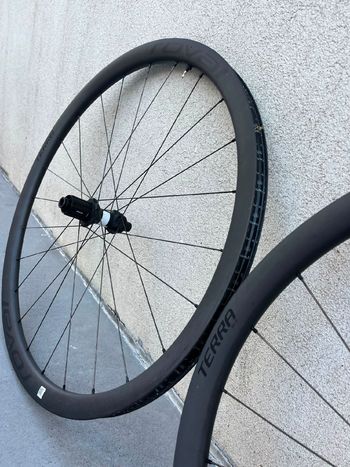 Brugt Roval Terra CL Wheelset 2024 bike — billede 3 af 7