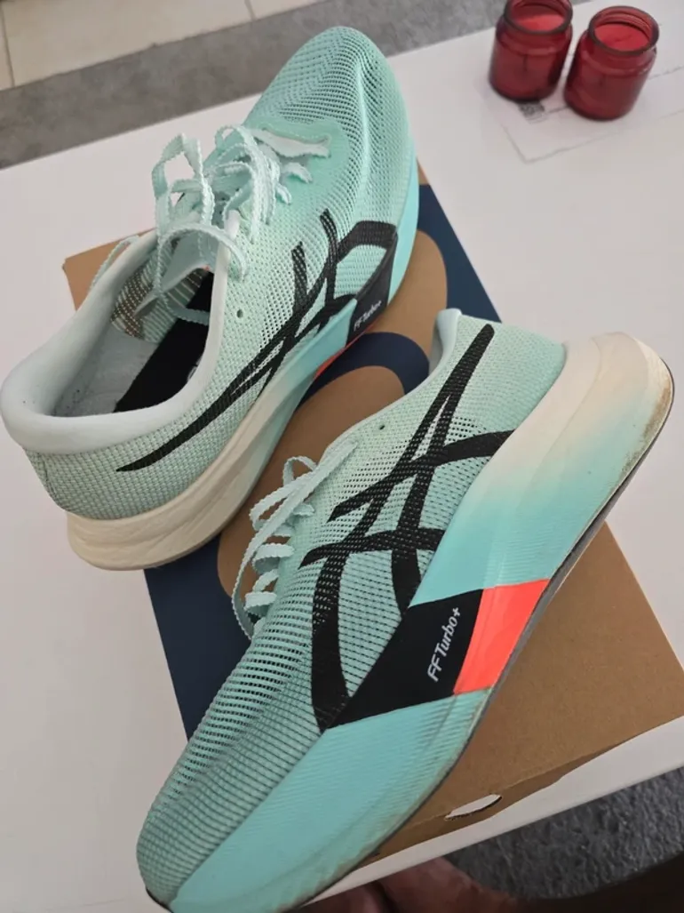 Used Asics Metaspeed Edge Paris bike — image 2 of 3