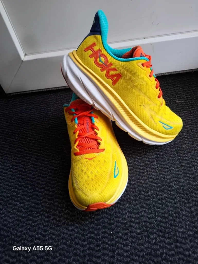 Used Hoka Clifton 9 bike — image 2 of 18