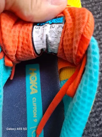 Used Hoka Clifton 9 bike — image 9 of 18