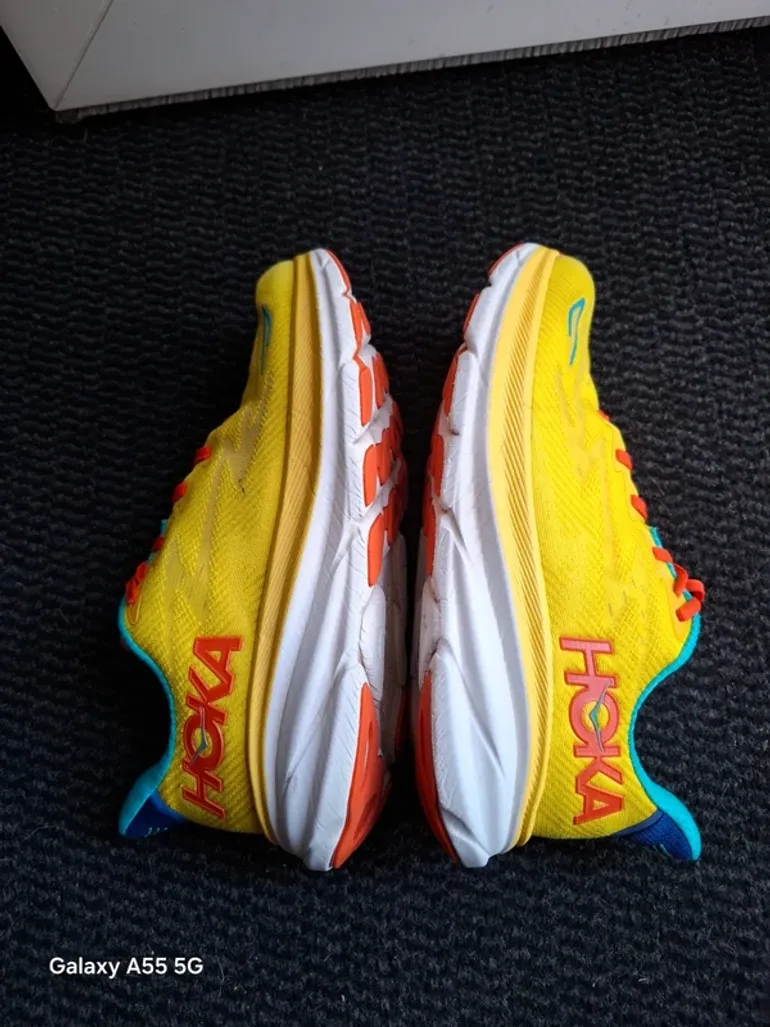 Used Hoka Clifton 9 bike — image 15 of 18