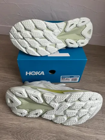 Gebrauchtes Hoka Running shoes bike — Bild 2 von 5