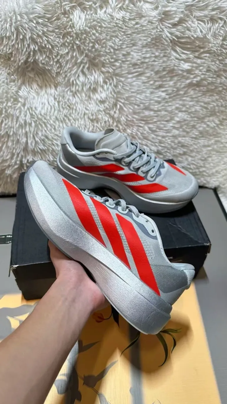 Adidas Adizero EVO SL bike d'occasion — image 2 sur 5