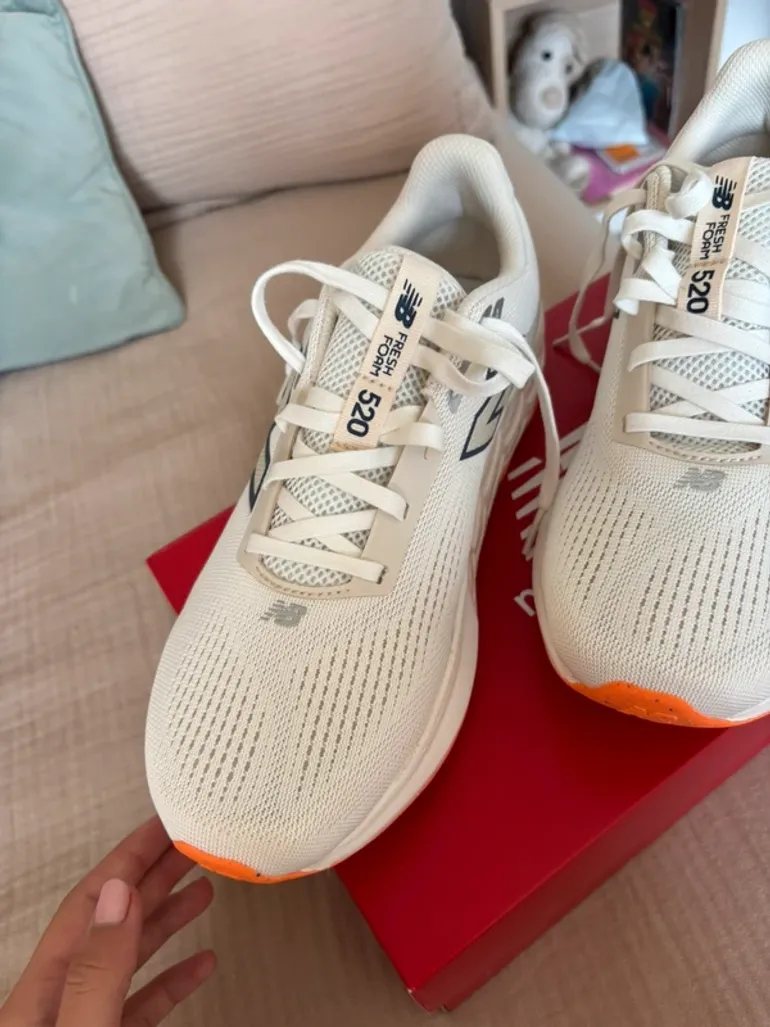Brugt New Balance Running Shoes bike — billede 2 af 12