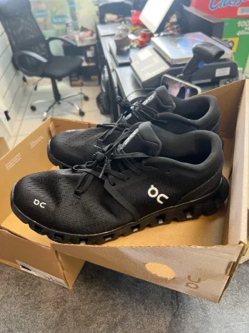 Tweedehands On Running Shoes bike — afbeelding 2 van 2