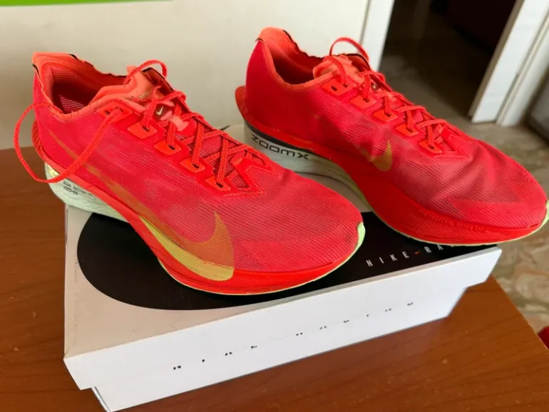 Brugt Nike Vaporfly 4 Next% bike — billede 2 af 5