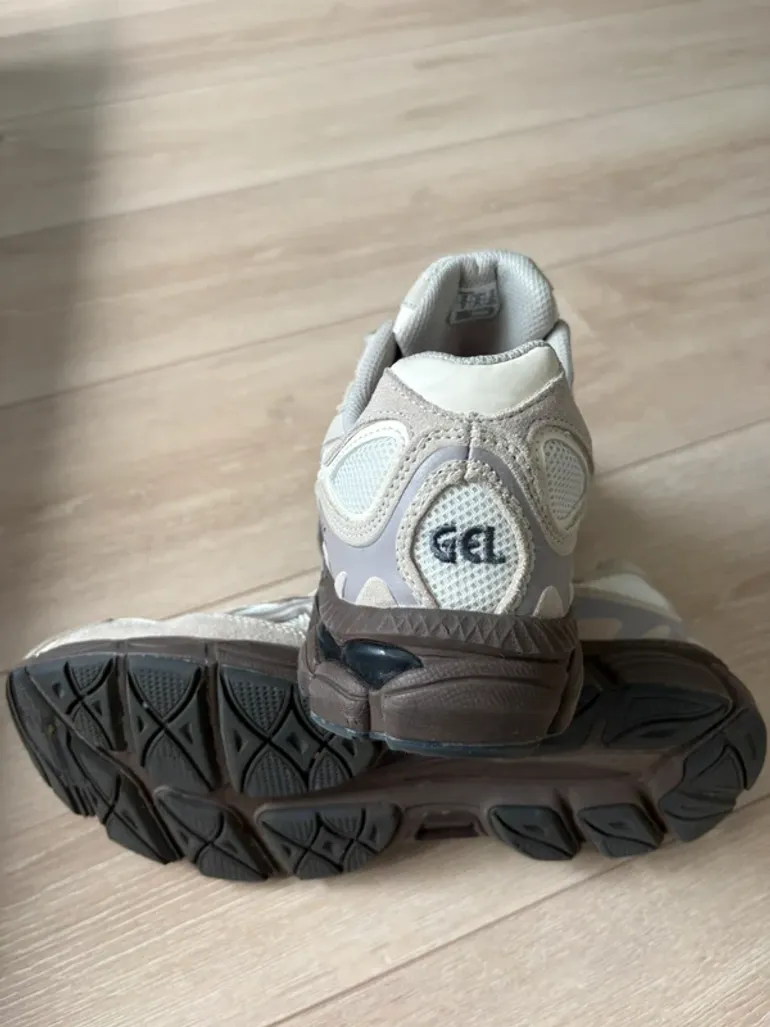 Käytetty Asics Gel bike — kuva 4 / 8