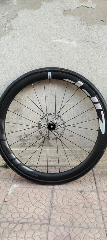 Brugt Zipp 303 Firecrest Wheels 2025 bike — billede 3 af 9