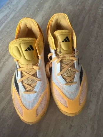 Adidas Adizero Select 2.0 bike d'occasion — image 2 sur 9