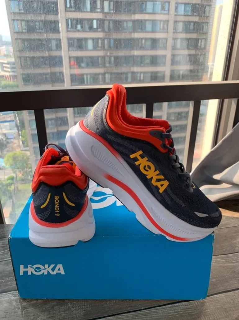 Brugt Hoka Laufschuhe bike — billede 6 af 6