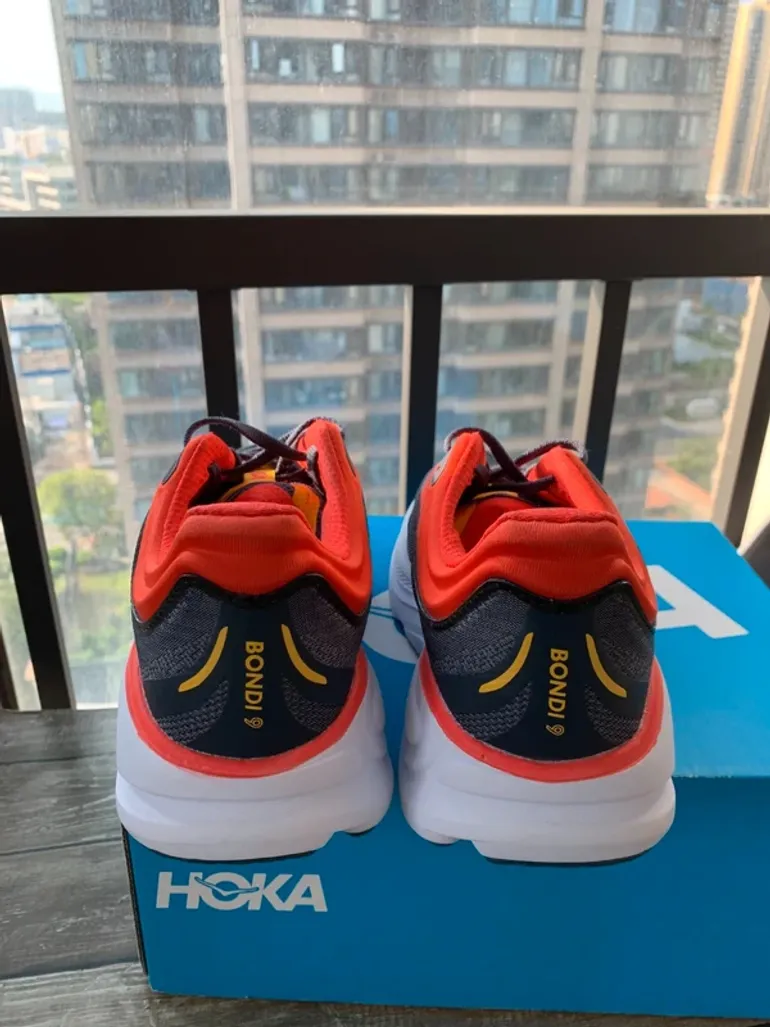 Brugt Hoka Laufschuhe bike — billede 3 af 6