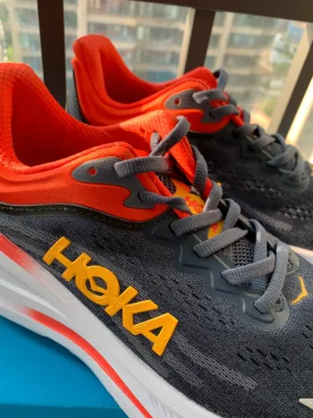 Brugt Hoka Laufschuhe bike — billede 4 af 6