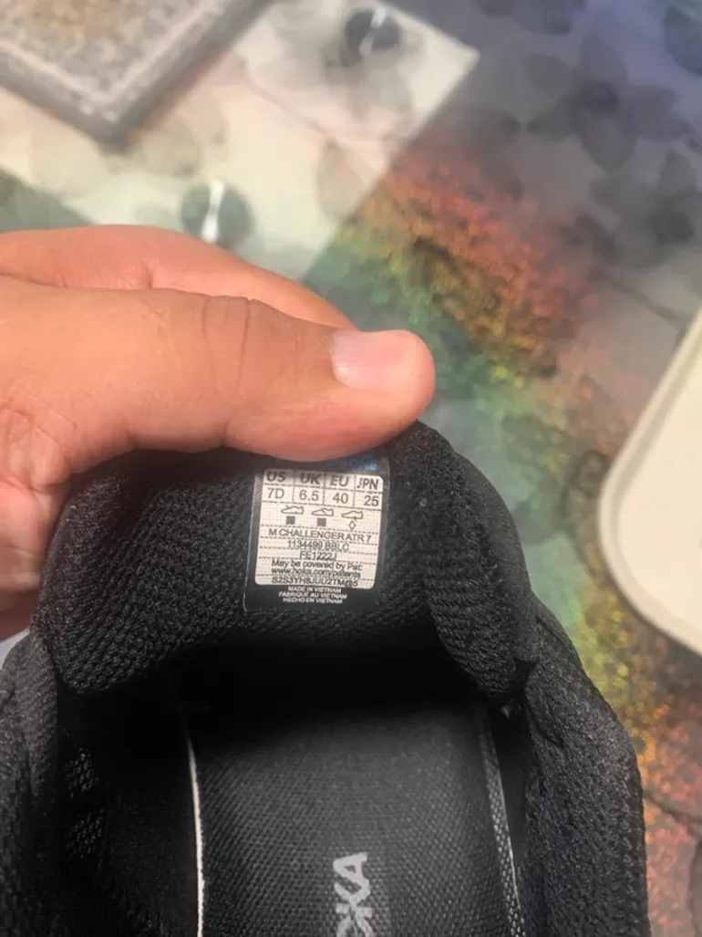 Used Asics Running Shoes bike — image 3 of 3